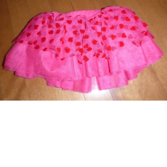Baby Essentials LOVE  4-Pc Bodysuit, Tutu, Leg Warmers & Headband Size 6 9 mo NW - Picture 4 of 5